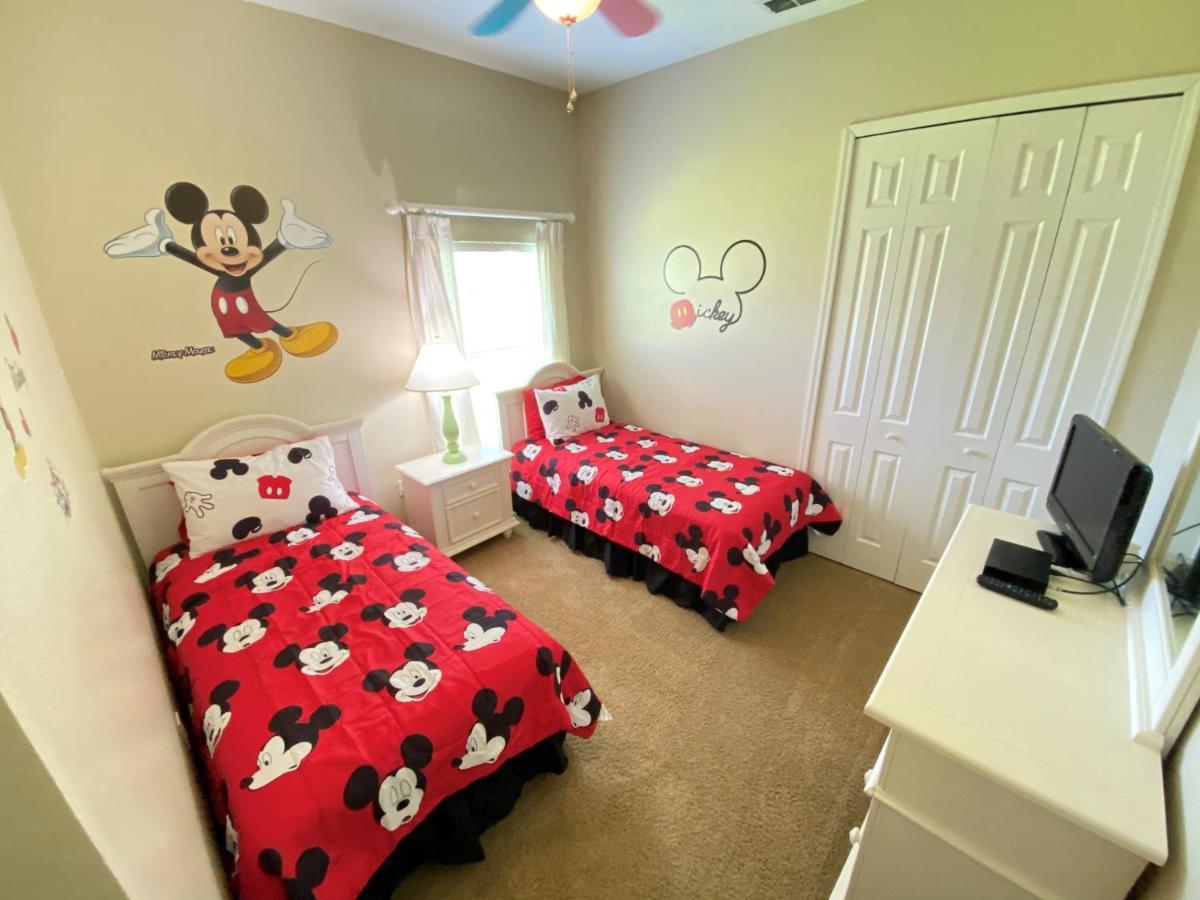 Mickeys Corner - Fantastic 5Br With Large Private Garden Pool Hot Tub Game Room Gas Bbq 2 Miles To Disney Орландо Екстер'єр фото